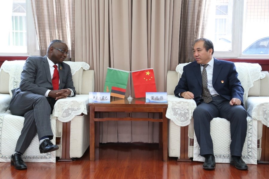 UNZA Vice Chancellor, Prof Luke Mumba in bilateral discussions with the HUEB Chancellor Prof Dong Zhaowei 