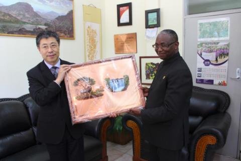 Chinese Ambassador Visits UNZA